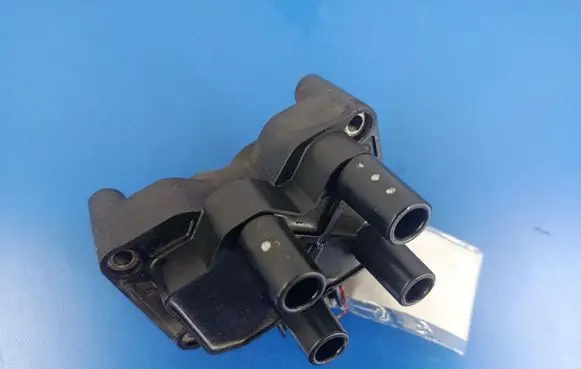 Ford Mondeo Mk III High voltage ignition coil 1S7G-XXXXX-AC
