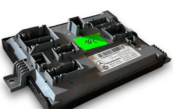 Mercedes-Benz E AMG W213 Central body control module S176 A2139009829