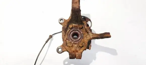 Nissan X-Trail T31 Front wheel hub