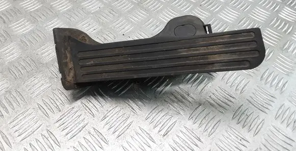 Volkswagen PASSAT B6 Accelerator throttle pedal 1K1723503L