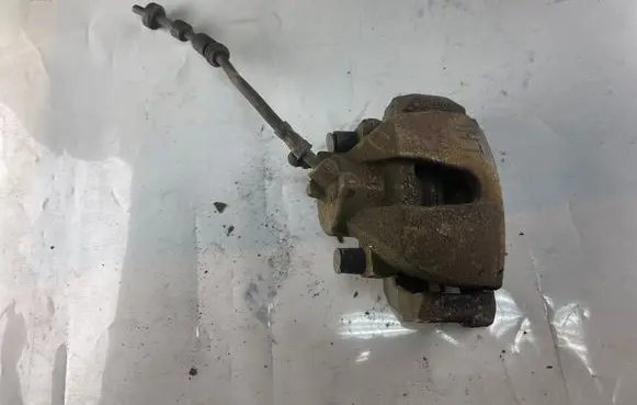 Volvo V40 Front brake caliper