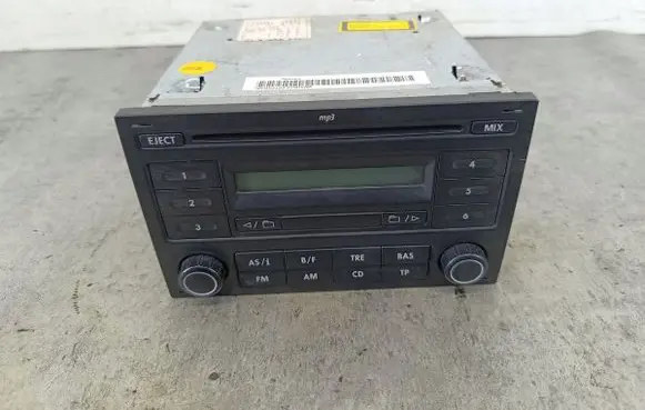 Volkswagen Fox Radio/CD/DVD/GPS head unit