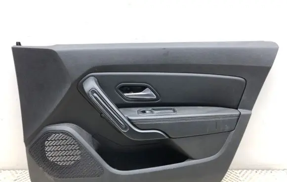 Dacia Duster II Front door card panel trim