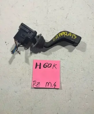 Opel Zafira B Wiper switch 3887428