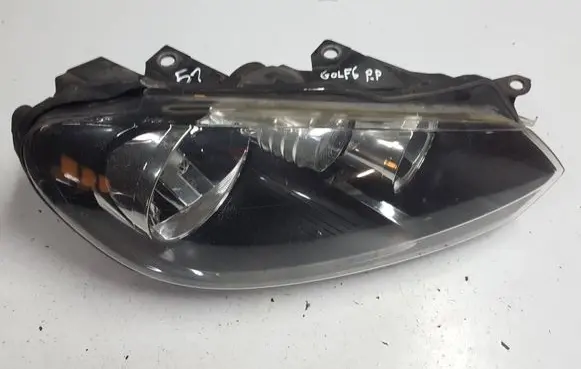 Volkswagen Golf VI Headlight/headlamp 