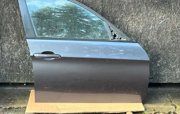 BMW 3 E90 E91 Front door 