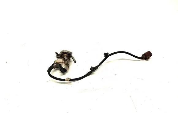Volkswagen Touran III AdBlue injector 04L131113K