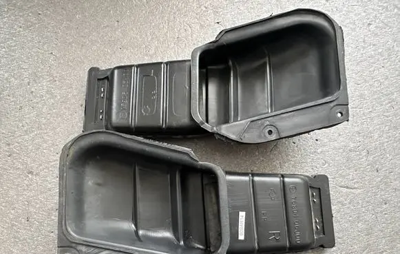 Nissan Patrol Y60 Air intake duct part 7680406J00 7680506J00