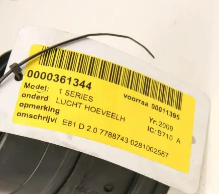 BMW 5 E60 E61 Mass air flow meter 0281002567