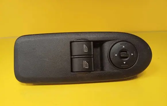 Ford Focus C-MAX Electric window control switch 7M5T14529CA