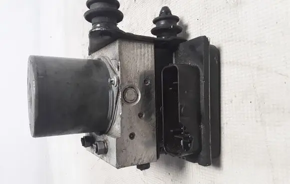 Audi A4 S4 B7 8E 8H ABS Pump 8K0614517EJ 8K0907379BJ