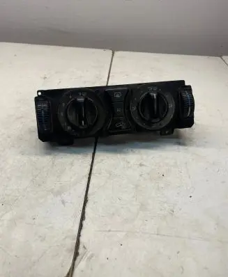 Mercedes-Benz CLS C218 X218 Climate control unit A2108302985