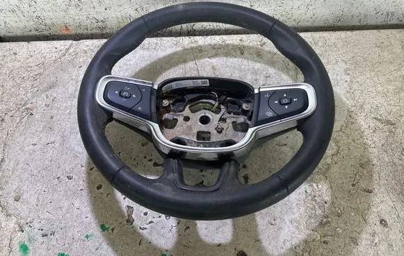 Volvo XC40 Steering wheel 34371820A P32241924 056736