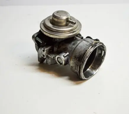 Ford Galaxy EGR valve 038131501AA 038129637L