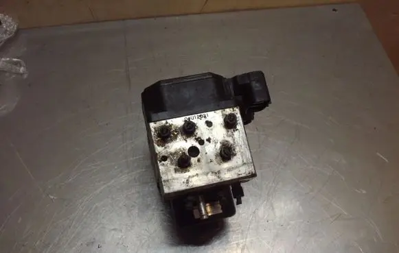 Lexus IS 200-300 ABS Pump 4454053010 1332005040