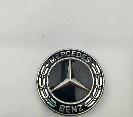 Mercedes-Benz CLA C117 X117 W117 R20 wheel hub/cap/trim A2224002200