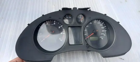 Seat Ibiza III (6L) Speedometer (instrument cluster)