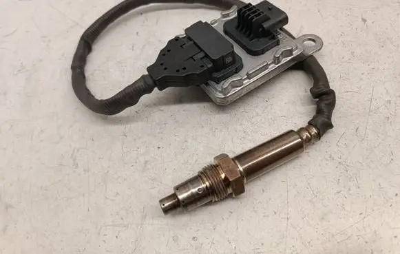 Mercedes-Benz GLC X253 C253 Lambda probe sensor A0009050914 AAA2082120000 0009050914