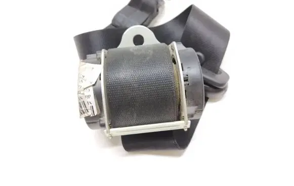 Mitsubishi Colt Rear seatbelt 602441100B 051024 MN108300XA