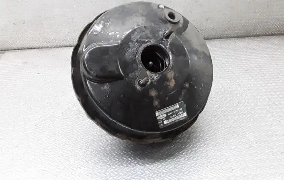 Ford Grand C-MAX Brake booster AV612B195GB