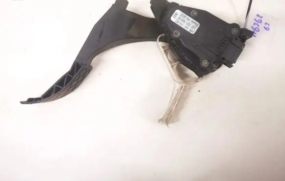 Volkswagen Golf IV Accelerator throttle pedal 1j1721503h 6pv007770-01