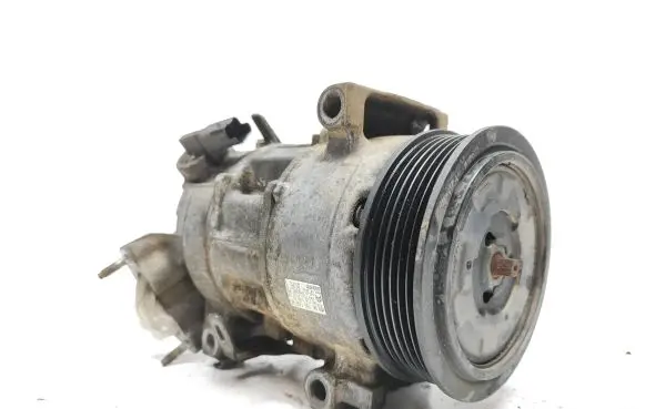 Citroen DS5 Air conditioning (A/C) compressor (pump) 9675655880 4471504722 9675659880