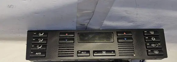 BMW 5 E39 Climate control unit 8385927 00639591 0740000