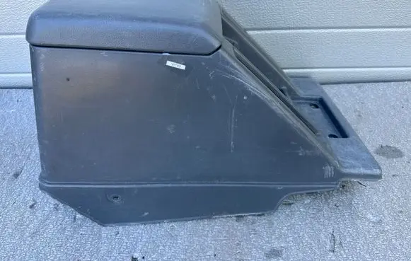 Nissan Patrol Y60 Center console 9691005J01