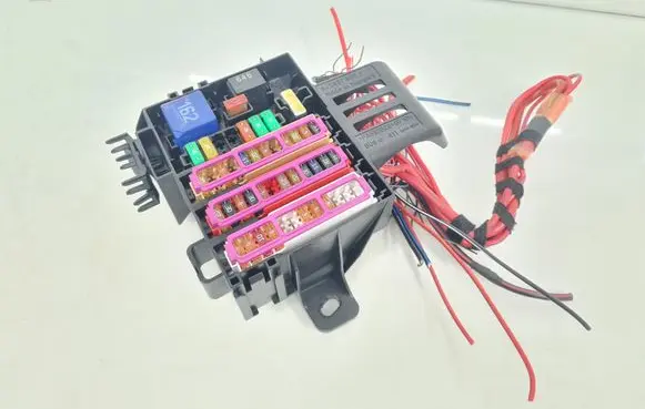 Porsche Taycan 9J1 Fuse module 9J1937592B 2GC951253
