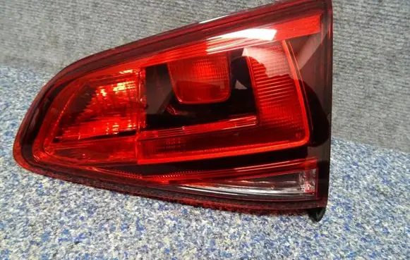 Volkswagen Golf VII Tailgate rear/tail lights 5G0945094AE