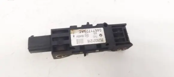 Jeep Grand Cherokee (WK) Airbag deployment crash/impact sensor 04671779AC