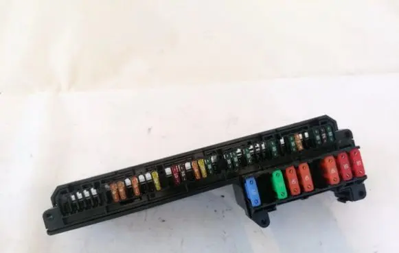BMW 5 E60 E61 Fuse box set 6114695733002 61146957330-02