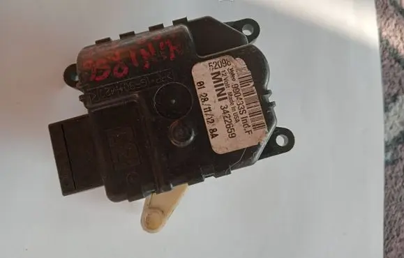 Mini One - Cooper Clubman R55 Air flap motor/actuator 3422659