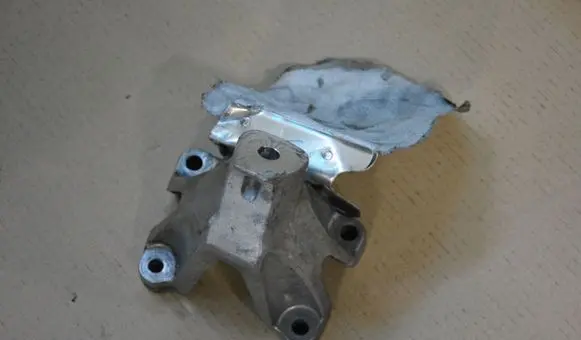 Audi Q5 SQ5 Engine mounting bracket 8K0199307BJ 8K0199387