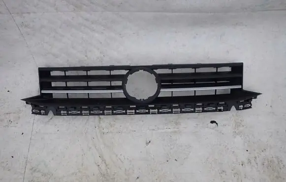Volkswagen Caddy Front bumper upper radiator grill