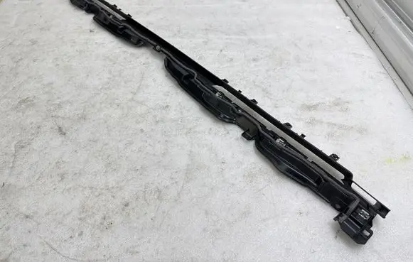 Tesla Model Y Other dashboard part 164358100A 164358200A