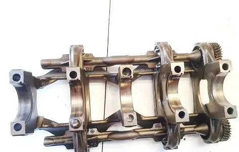 Mercedes-Benz E W212 Camshaft a6510130236