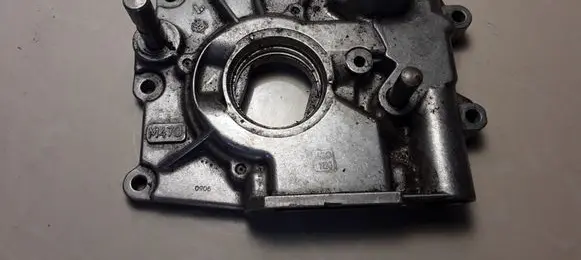 BMW 3 E46 Oil pump 