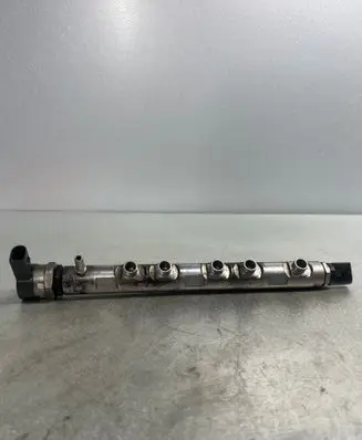 BMW 3 E90 E91 Fuel main line pipe 780912801