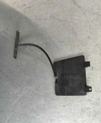 Rear bumper row hook cap/cover