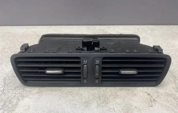 Volkswagen PASSAT B6 Dash center air vent grill 3C2819728 16022007