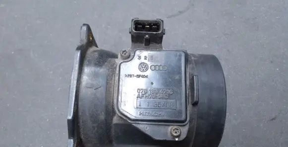 Audi A6 S6 C5 4B Intercooler air guide/duct channel 078133471C