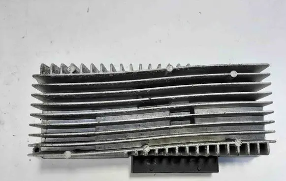 Audi A5 Sportback 8TA Sound amplifier 8R0035223F