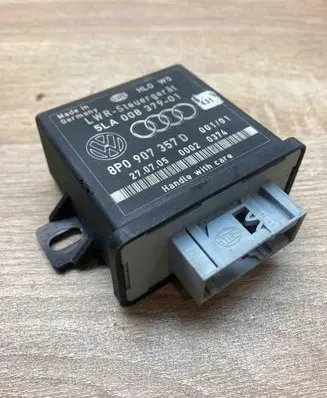 Audi A6 S6 C6 4F Light module LCM 8P0907357D 5LA008379
