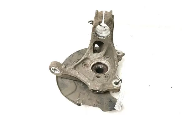 Volkswagen PASSAT B8 Front wheel hub 5Q0407257C