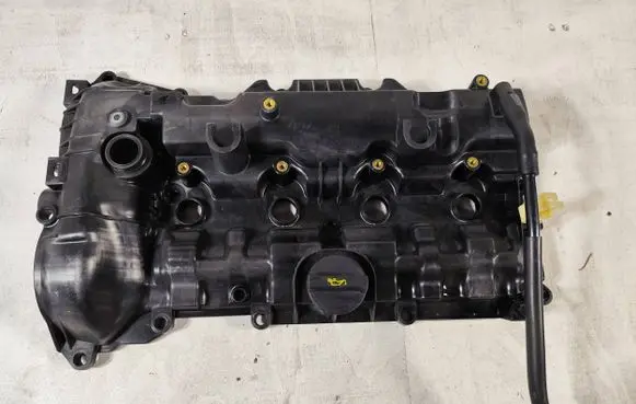 Mazda CX-5 II Rocker cam cover PYFA10210 55209