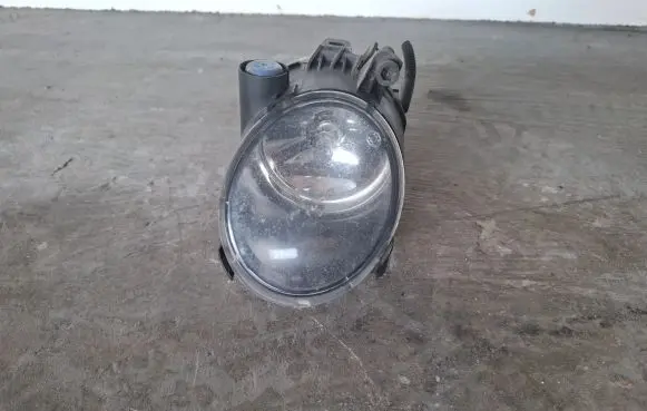 Volvo XC70 Front fog light 31214475 T4UVA