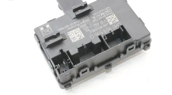 Audi Q7 4M Door control unit/module 4M0959595G