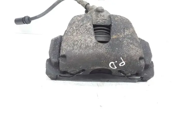 Volvo V40 Front brake caliper