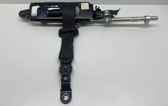 Volvo XC60 Front seatbelt 39817382 P39817382 6301164